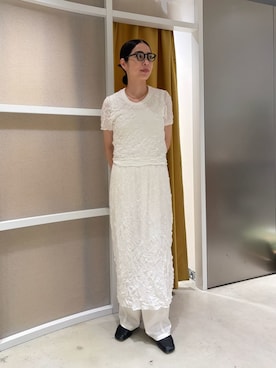「MIESROHE（ミースロエ）のワッシャーニットT（ニット/セーター、ホワイト系）」を使った、MIESROHEさんの春コーディネート