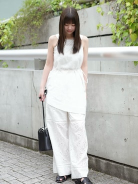 「MIESROHE（ミースロエ）のカットワークバッグ（Tote、ブラック系）」を使った、MIESROHEさんの夏コーディネート