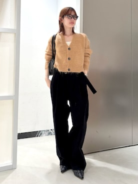 「アイテム（カードケース）」を使った、MIESROHEさん（レディース・155cm）の秋コーディネート