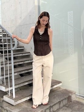 「MIESROHE（ミースロエ）のラミー混シアー切り替えニットタンク（Knitwear、ホワイト系）」を使った、MIESROHEさんの夏コーディネート