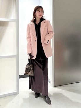 MIESROHEさんのコーディネート