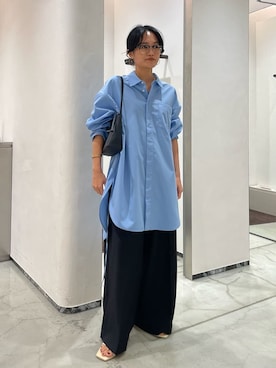 「MIESROHE（ミースロエ）のレザートングストラップサンダル（Sandals、ベージュ系）」を使った、MIESROHEさんの夏コーディネート