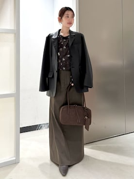 MIESROHEさんのコーディネート