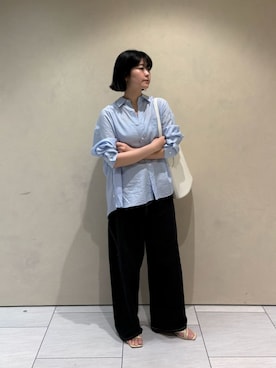 「MIESROHE（ミースロエ）のハイフォルムコクーンデニム（デニムパンツ、ブラック系）」を使った、MIESROHEさんの春コーディネート