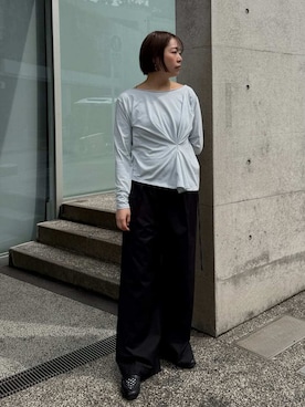 「MIESROHE（ミースロエ）のバックツイストUVカットソー（Tシャツ/カットソー、ブルー系）」を使った、MIESROHEさんの春コーディネート