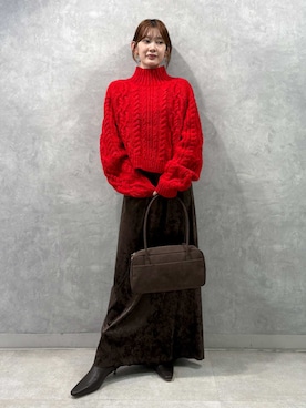 「アイテム（イヤリング）」を使った、MIESROHEさん（レディース・155cm）の秋コーディネート