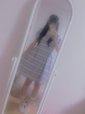 「アイテム（スマホケース/カバー）」を使った、こまつゆこさん（レディース・161cm）の秋コーディネート