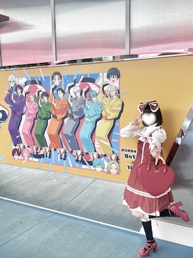 「アイテム（ジャンパースカート）」を使った、こまつゆこさん（レディース・161cm）の秋コーディネート