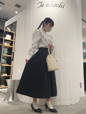 貴島明日香コラボ】ブロードピンタックフリルブラウスを使った