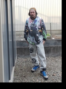 「Supreme （シュプリーム）のアイテム（トップス）」を使った、tsuchiyakazunori4342さん（メンズ・175cm）の春コーディネート