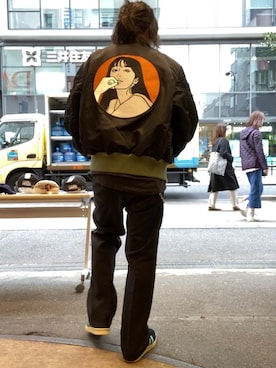 「Levi's（リーバイス）のアイテム（スラックス、ブラック系）」を使った、goodwalkinuedaさん（メンズ・170cm）の秋コーディネート