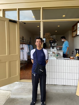 「adidas Originals（アディダスオリジナルス）のアイテム（Tシャツ/カットソー、ブルー系）」を使った、goodwalkinuedaさん（メンズ・170cm）の秋コーディネート