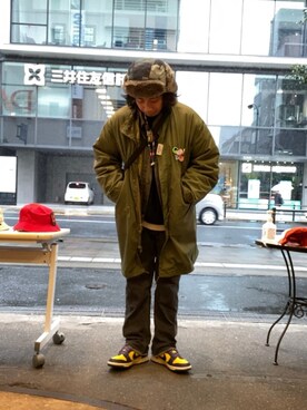 「Levi's（リーバイス）のアイテム（スラックス、グレー系）」を使った、goodwalkinuedaさん（メンズ・170cm）の秋コーディネート