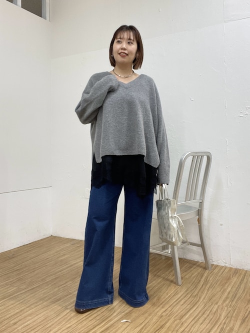 ファーウールVプルオーバー