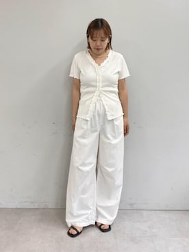 「Omekashi（オメカシ）のダブルストラップサンダル（サンダル、ブラック系）」を使った、yukaさん（レディース・159cm）の夏コーディネート