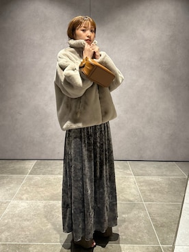 「アイテム（その他アウター、グレー系）」を使った、山口さん（レディース・160cm）の秋コーディネート