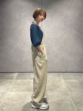 「アイテム（オールインワン・サロペット、ベージュ系）」を使った、山口さん（レディース・160cm）の秋コーディネート