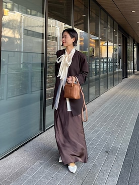 「IACUCCI（イアクッチ）の【予約】クーポラ ALCE（トートバッグ、ブラウン系）」を使った、かりんさん（レディース・153cm）の春コーディネート