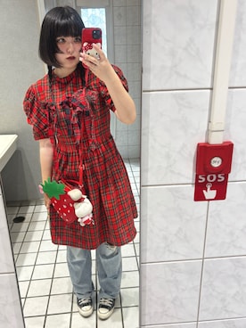 「アイテム（スニーカー）」を使った、恭子さん（レディース・158cm・10代）の夏コーディネート