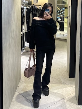 「EMODA（エモダ）のアイテム（デニムパンツ）」を使った、関口優香さん（レディース・155cm）の秋コーディネート