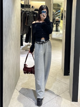 「EMODA（エモダ）のアイテム（ハンドバッグ）」を使った、関口優香さん（レディース・155cm）の秋コーディネート