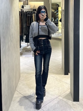 「EMODA（エモダ）のアイテム」を使った、関口優香さん（レディース・155cm）の秋コーディネート