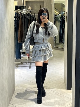 「EMODA（エモダ）のアイテム」を使った、関口優香さん（レディース・155cm）の秋コーディネート