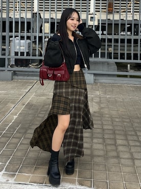 「EMODA（エモダ）のアイテム」を使った、関口優香さん（レディース・155cm）の秋コーディネート