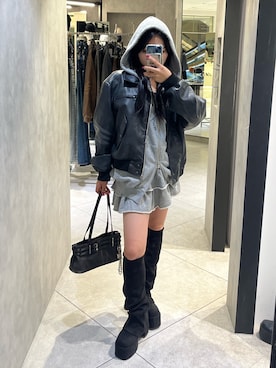 「アイテム（パーカー）」を使った、関口優香さん（レディース・155cm）の秋コーディネート