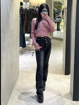 「EMODA（エモダ）のアイテム（デニムパンツ）」を使った、関口優香さん（レディース・155cm）の秋コーディネート