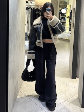 「アイテム（スウェットパンツ）」を使った、関口優香さん（レディース・155cm）の秋コーディネート