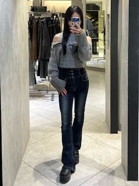 「EMODA（エモダ）のアイテム（デニムパンツ）」を使った、関口優香さん（レディース・155cm）の秋コーディネート