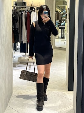 「EMODA（エモダ）のアイテム」を使った、関口優香さん（レディース・155cm）の秋コーディネート