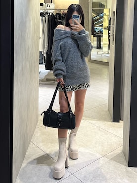 「EMODA（エモダ）のアイテム（ハンドバッグ）」を使った、関口優香さん（レディース・155cm）の秋コーディネート