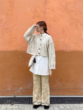 「beautiful people（ビューティフルピープル）のbeautiful people “LINING LOGO POCKET” ミニショルダーバック（ショルダーバッグ、ホワイト系）」を使った、peach .さん（レディース・156cm）の冬コーディネート