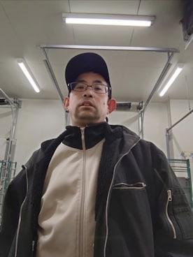 「ADRER（アドラー）のアイテム（ジャケット/アウター、ブラック系）」を使った、astronomicalloveさん（メンズ・169cm）の春コーディネート