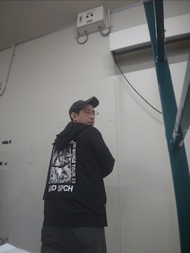 「アイテム（パーカー）」を使った、astronomicalloveさん（メンズ・169cm・40代）の秋コーディネート