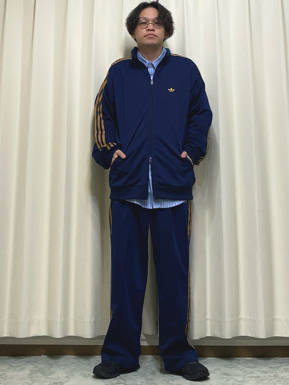 kenbuntonkento｜adidas Originalsのジャージを使ったコーディネート