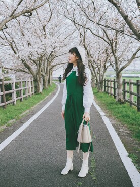 「Poleneのアイテム（バッグ、グレー系）」を使った、yululu. leさん（レディース・159cm）の冬コーディネート