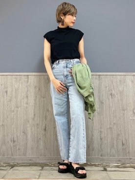 「Levi's」｜「アイテム（サンダル）」を使った、Naaachiさん（レディース・163cm）の夏コーディネート