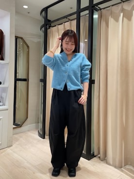 「カシミヤ」｜「アイテム（チノパンツ）」を使った、YUKO ONOさん（レディース・155cm）の秋コーディネート