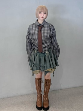 「アイテム（デニムスカート）」を使った、RINAさん（レディース・156cm）の秋コーディネート