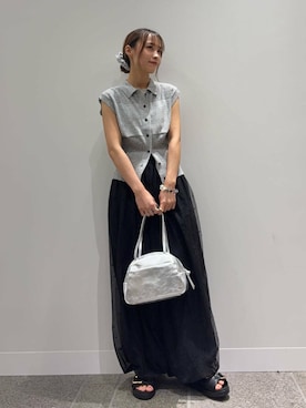 「シルバー」｜「アイテム（パンツ）」を使った、菜乃さん（レディース・155cm）の夏コーディネート