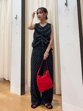 「アイテム（シューズ）」を使った、菜乃さん（レディース・155cm）の夏コーディネート
