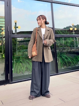 「アイテム（シューズ）」を使った、菜乃さん（レディース・155cm）の秋コーディネート