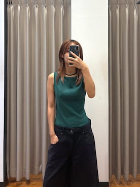 「URBAN RESEARCH（アーバンリサーチ）のLEVI’S　SUPER BAGGY JORT（デニムパンツ、ブラック系）」を使った、菜乃さん（レディース・155cm）の夏コーディネート