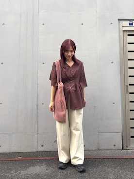 「URBAN RESEARCH（アーバンリサーチ）のコットンボイルタックデザインブラウス（シャツ/ブラウス、ブラウン系）」を使った、菜乃さん（レディース・155cm）の春コーディネート