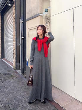 「URBAN RESEARCH（アーバンリサーチ）のcrinkle crinkle crinkle　SLOW OFF KNIT TOP（ニット/セーター、レッド系）」を使った、菜乃さん（レディース・155cm）の秋コーディネート