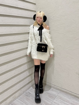 「one after another NICE CLAUP（ワンアフターアナザーナイスクラップ）の【Premium order】ビジューハンドルフェイクファーバニティバッグ（ショルダーバッグ、ブラック系）」を使った、naoさん（レディース・163cm）の夏コーディネート