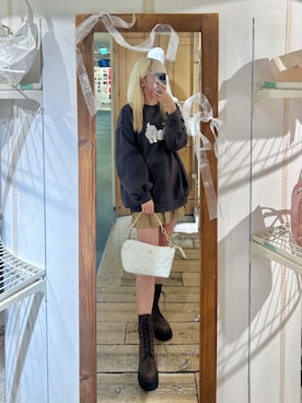 「ネコ」｜「アイテム（その他シューズ）」を使った、naoさん（レディース・163cm）の秋コーディネート